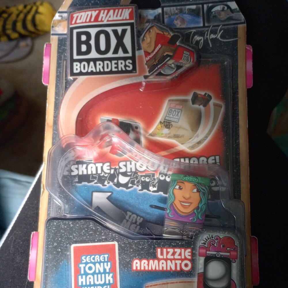 Tony Hawk box boarders Lizzie Armando New Sealed box!